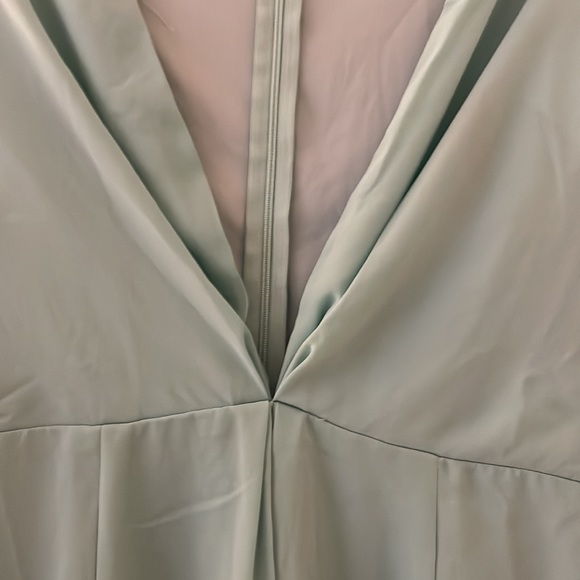 LIKE NEW - by the way / revolve green romper size medium - Picture 3 of 5